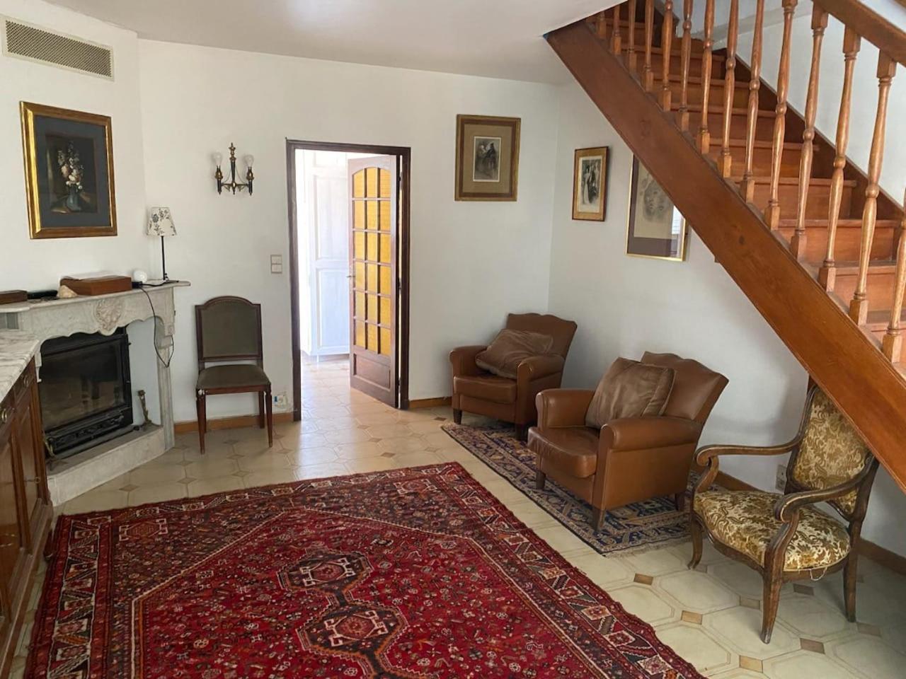 Chambre Chez L'Habitant Avec Piscine Марсилия Екстериор снимка