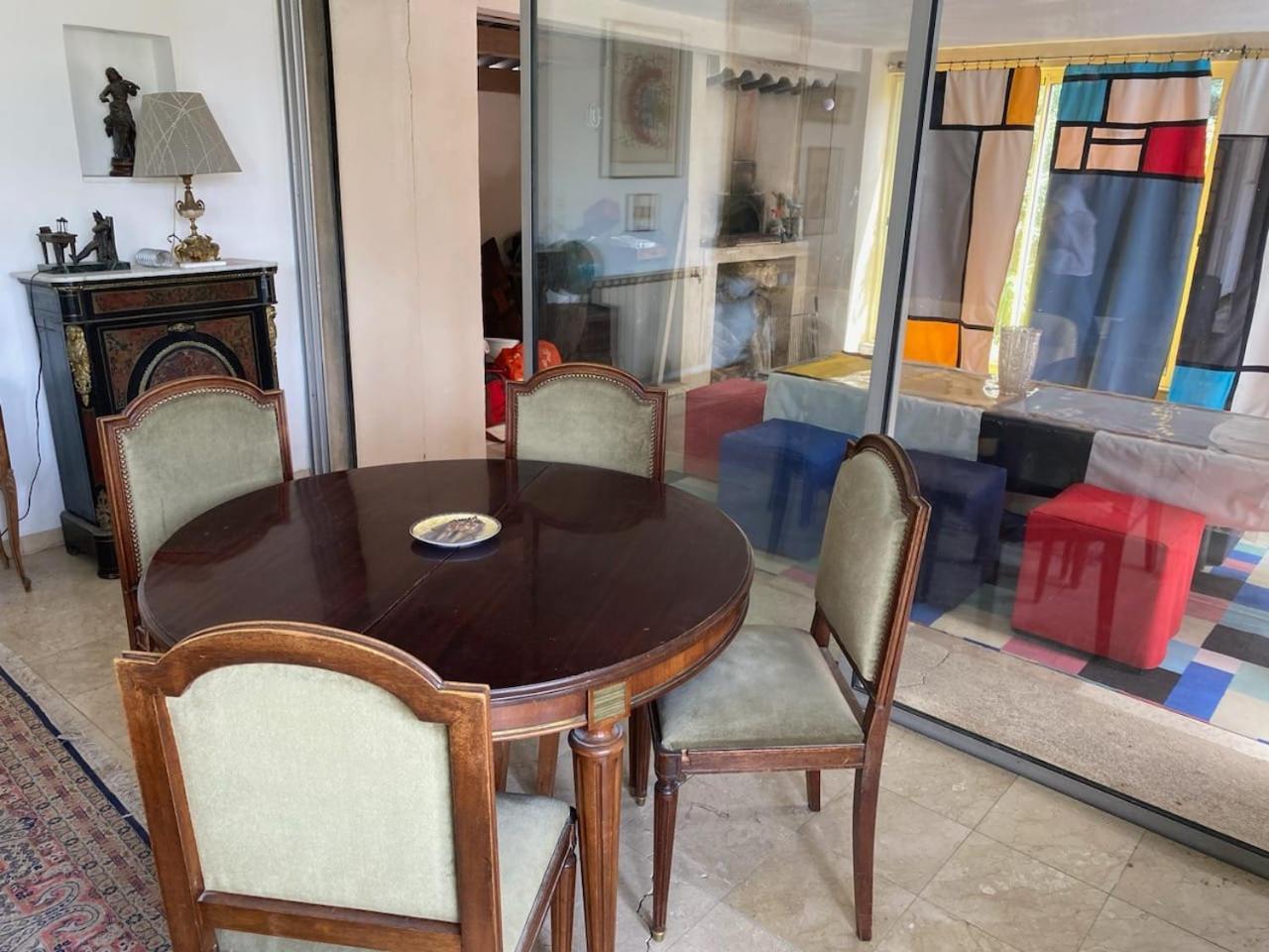 Chambre Chez L'Habitant Avec Piscine Марсилия Екстериор снимка