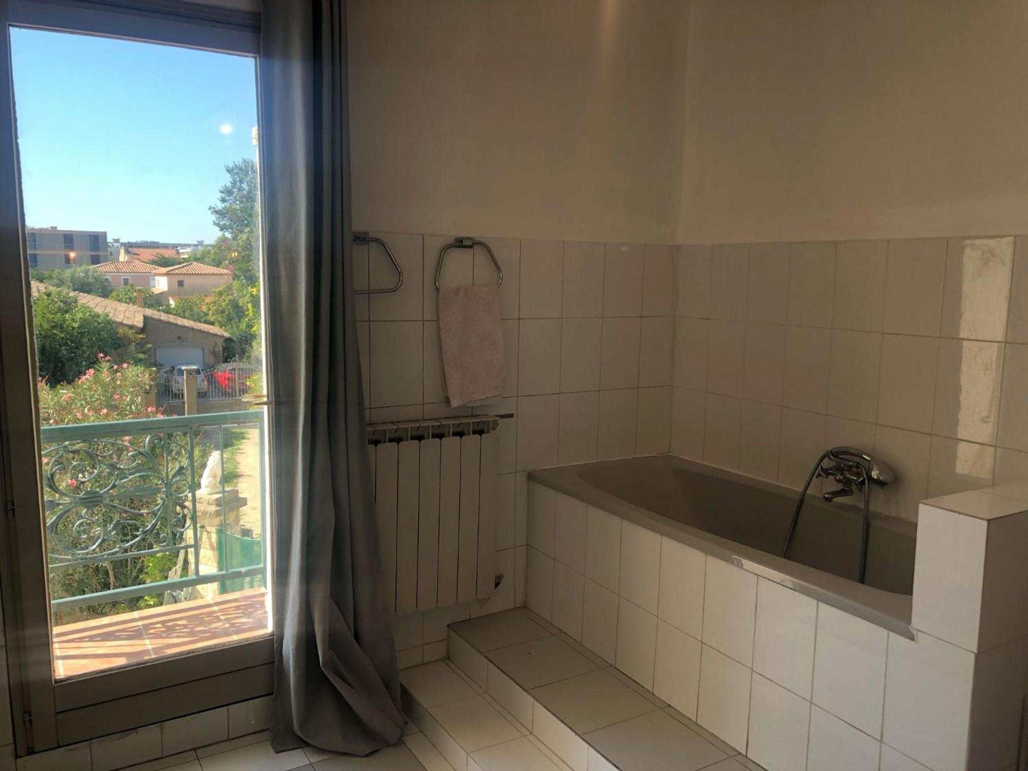 Chambre Chez L'Habitant Avec Piscine Марсилия Екстериор снимка